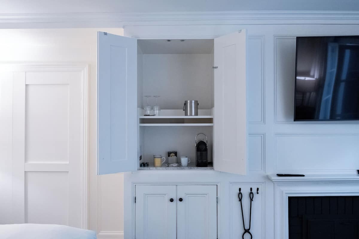 Couette en duvet d'oie, coffres-forts dans les chambres, bureau