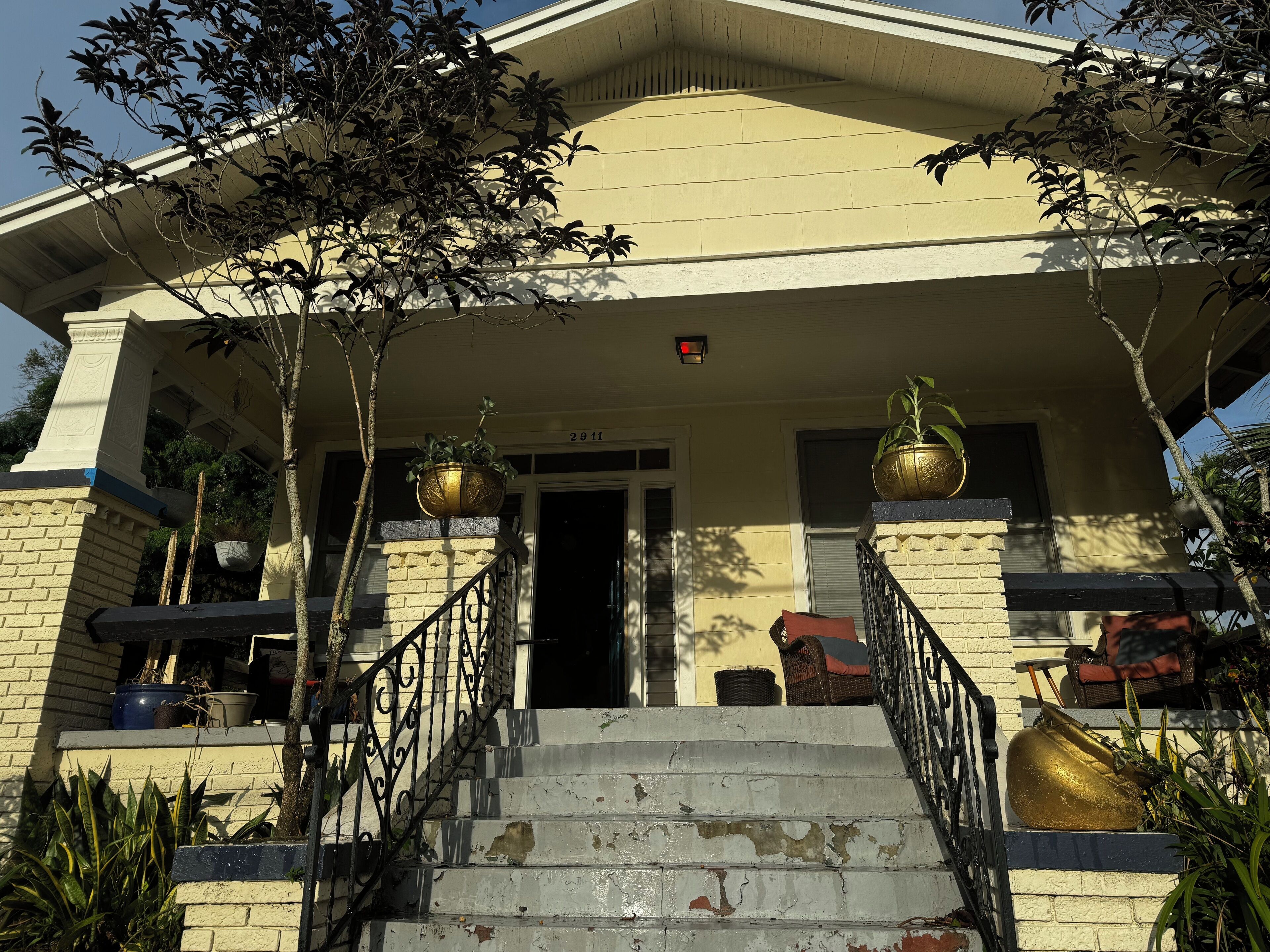 Charming house in Ybor city minutes from downtown tampa and historic Ybor strip 