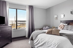 8 bedrooms, Internet, bed sheets