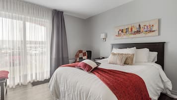 8 bedrooms, internet, bed sheets