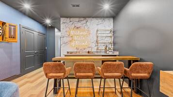 Bar (en la propiedad)