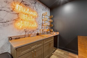 Interior - Rooftop Deck, Hot Tub, Speakeasy, Columbus Luxury (Columbus)