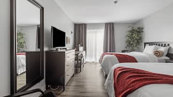 8 bedrooms, internet, bed sheets