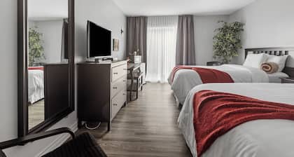 Restauparc Motel - 2 Double Bed & Kitchenette & Private Washroom