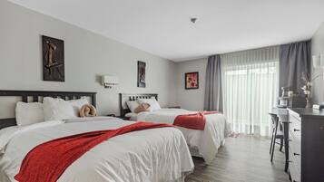 8 Schlafzimmer, Internetzugang, Bettwäsche