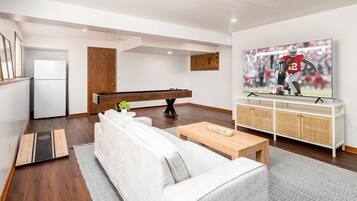 Smart TV, stereo