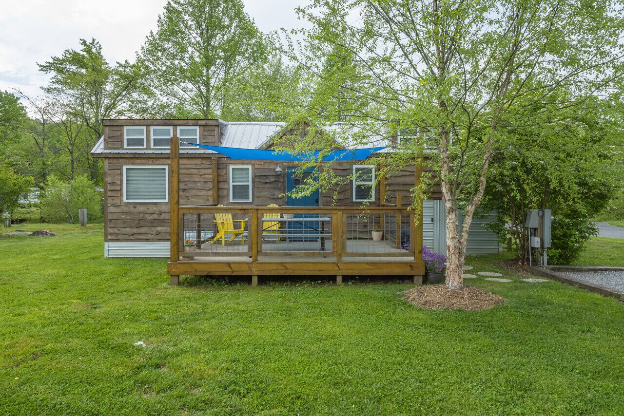 #6 Live Edge · The Live Edge @ Acony Bell Tiny Home Village