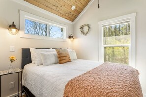 2 quartos, escrivaninha, Wi-Fi de cortesia, roupa de cama