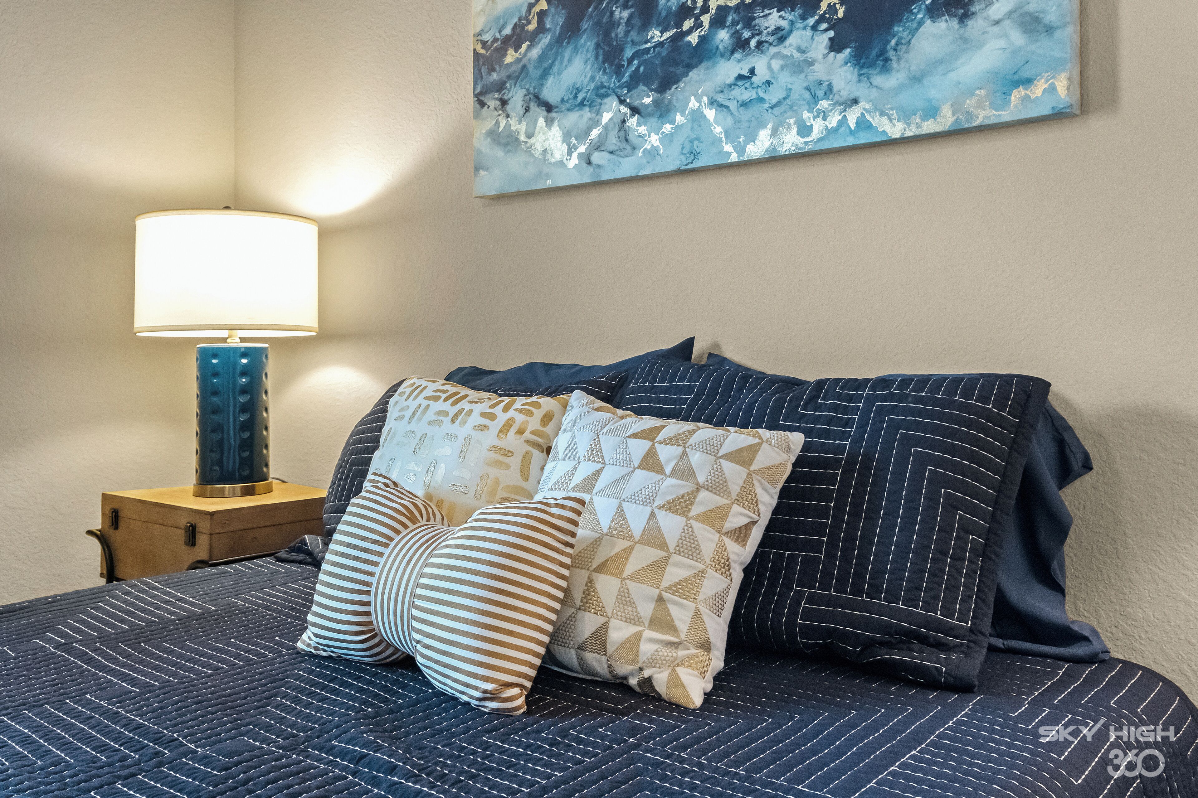 3 bedrooms, desk, iron/ironing board, free WiFi