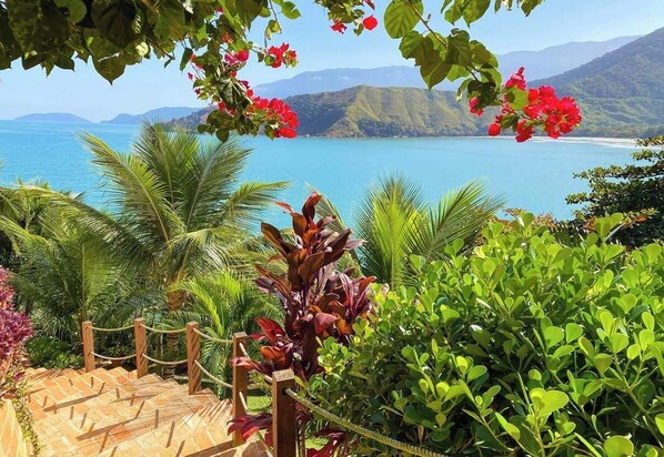 Exterior - Villa Dei Fiori (São Sebastião)