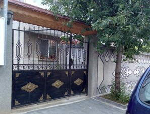 Exterior detail - Charming Studio in Panagyurishte (Panagyurishte)