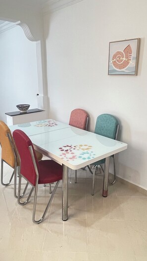 Dining - Petit Duplex à 5 min de la Plage (Tanger)