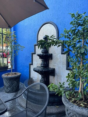 Standard Room, 1 King Bed | Terrace/patio - Hotel Casa Miranda (Querétaro)