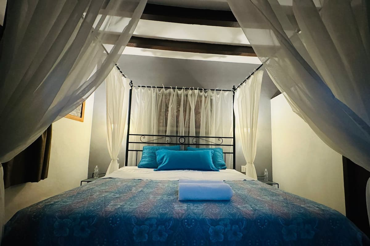 Standaard kamer, 1 kingsize bed | Gratis wifi, beddengoed