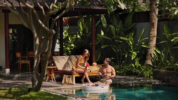 Daily local cuisine breakfast (IDR 4750000 per person)