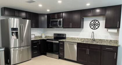 Cozy 3-bed home with Pool