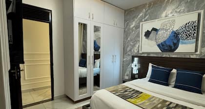 Hilltop universal residency