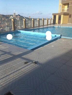 Piscine extérieure