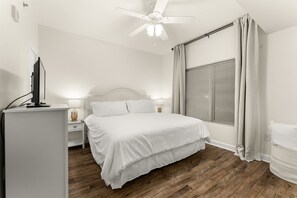 2 bedrooms, iron/ironing board, travel cot, WiFi