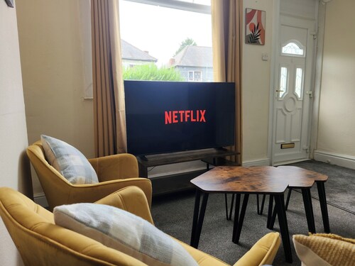 Doncaster Serviced Accommodation - 3 Bed House- Ideal for Contractors / Families