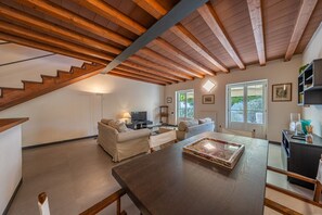 Living area - VILLA DUFOUR 2 - LUXURY HOUSE WITH POOL & SEA VIEW (Zoagli)