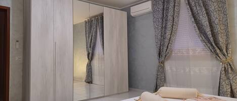 3 slaapkamers, reisbedje, gratis wifi, beddengoed