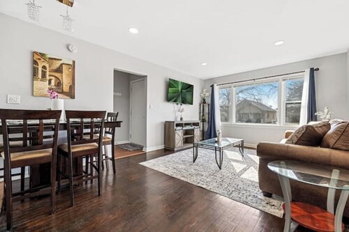 Family frndly TwnHm by navy base

