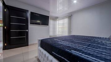 3 habitaciones, decoración personalizada y muebles diferentes