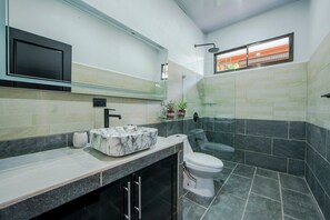 木屋 | 浴室 | 免費盥洗用品、吹風機、肥皂、洗髮精