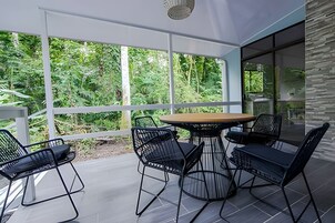 Chalet | Outdoor dining