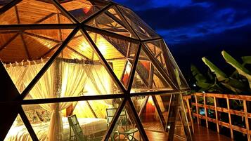 Glamping | 1 bedroom, hypo-allergenic bedding, bed sheets