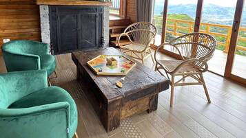 Executive Room (Ejecutiva) | 1 bedroom, hypo-allergenic bedding, bed sheets