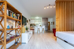 1 bedroom, iron/ironing board, free WiFi, bed sheets
