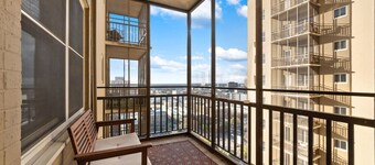 High-Quality Downtown Living | Skyline View