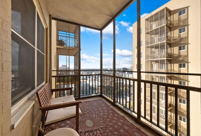 High-Quality Downtown Living | Skyline View