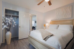 3 bedrooms, desk, iron/ironing board, travel cot