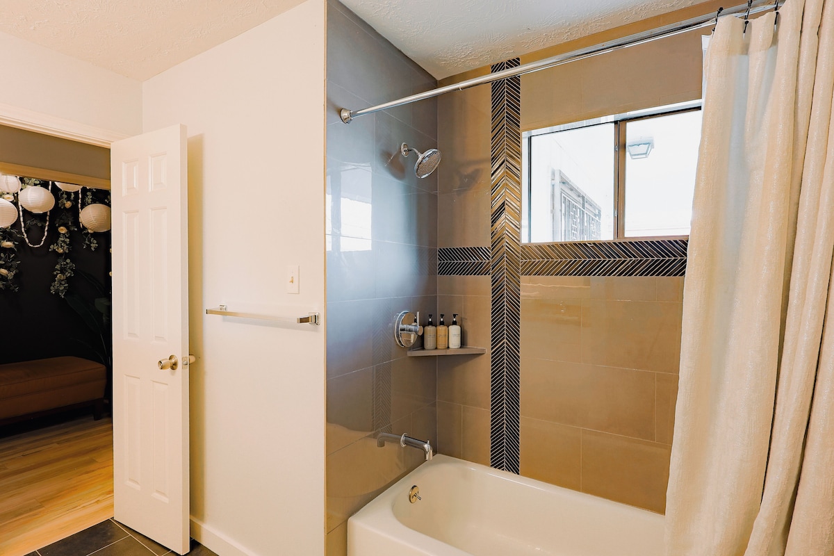 Photo 48 of Cozy Retreat near NRG stadium & Medical Center - Patio Grill - Pet Friendly