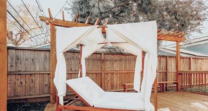 Cozy Retreat near Rodeo/NRG stadium & Medical Center - Patio Grill -Pet Friendly