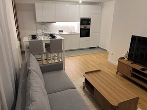 Smart TV, video library - 3-room apartment at the foot of the Stade de France (Saint-Denis)