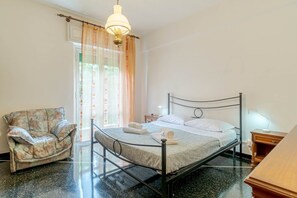3 bedrooms, iron/ironing board, WiFi, bed sheets - GuestHost - Ida House! Sampierdarena Vintage & Roomy Apt x6 (Genova)