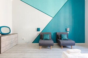 Interior - GuestHost - Turquoise Mini Flat x2 near Centrale FS (Milan)