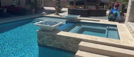 Outdoor pool, a heated pool