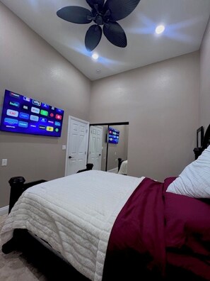 3 bedrooms, free WiFi, bed sheets