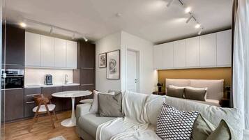 Televisio, työhuone