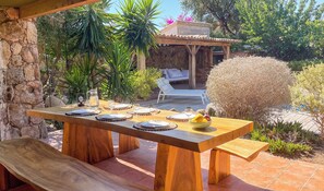 Outdoor dining - Casa Isabella Di Santa Lucia (Zonza)