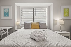 2 bedrooms, desk, iron/ironing board, travel cot