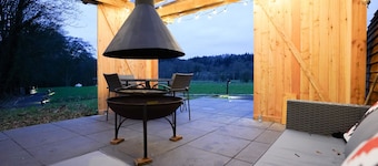 Premium-Hot Tub-Kabine-Ensuite mit Dusche