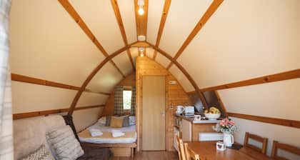 Cosy Rural Cabin On Llyn Peninsula