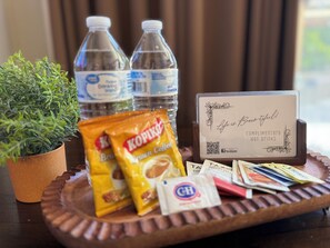 Food and drink - Hello, Manila! (Coast Residences 2BR|3BA|Balcony) (Pasay)