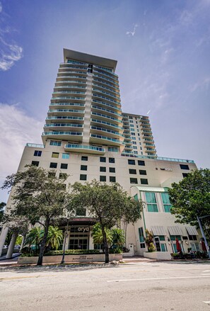 Exterior - Coconut Grove Studio: Sleeps 4 Includes Parking (Miami)